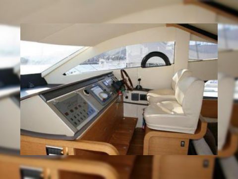 2007 Fairline Phantom 48 na sprzedaż