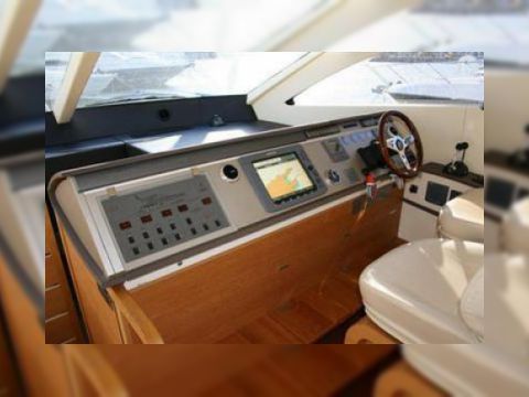 2007 Fairline Phantom 48