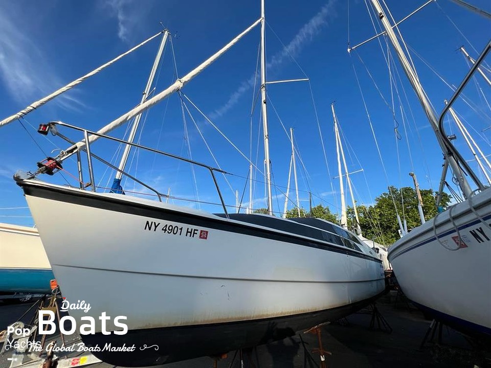 2010 MacGregor 26M for sale. View price, photos and Buy 2010 MacGregor