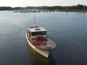 1964 Claus Held Yachts Motor