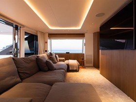 Kupiti 2022 Benetti Yachts Oasis 34M