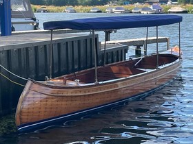 Thames Custom Canoe