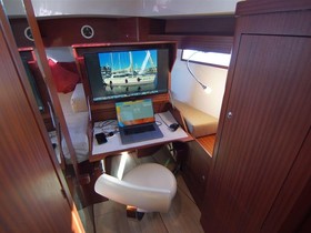 2021 Sirius Yachts 35 Deck Saloon