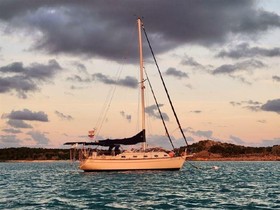 1997 Island Packet Yachts 27 eladó