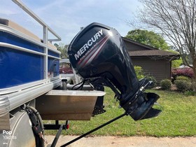 2018 Sun Tracker Fishin' Barge 22 Dlx на продаж