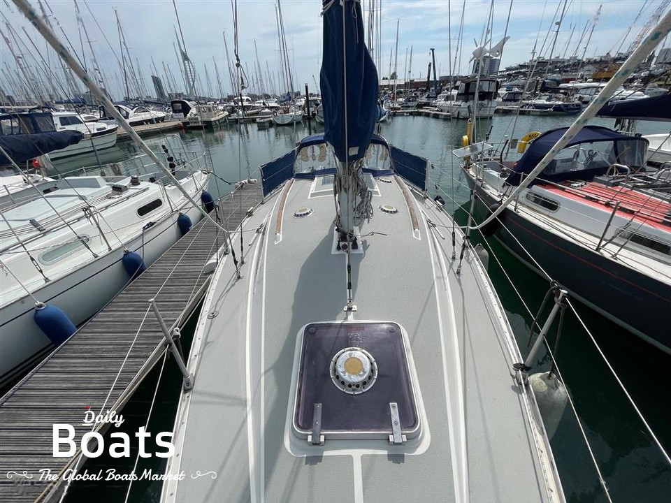 1982 Moody 27 Bilge Keel for sale. View price, photos and Buy 1982