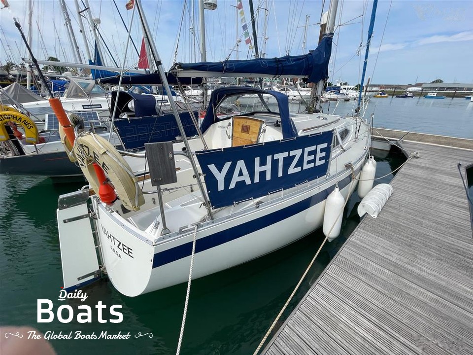 1982 Moody 27 Bilge Keel for sale. View price, photos and Buy 1982