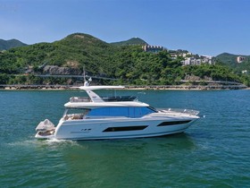 Купити 2018 Prestige Yachts 680