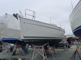 2017 Bavaria Yachts 34 Cruiser till salu