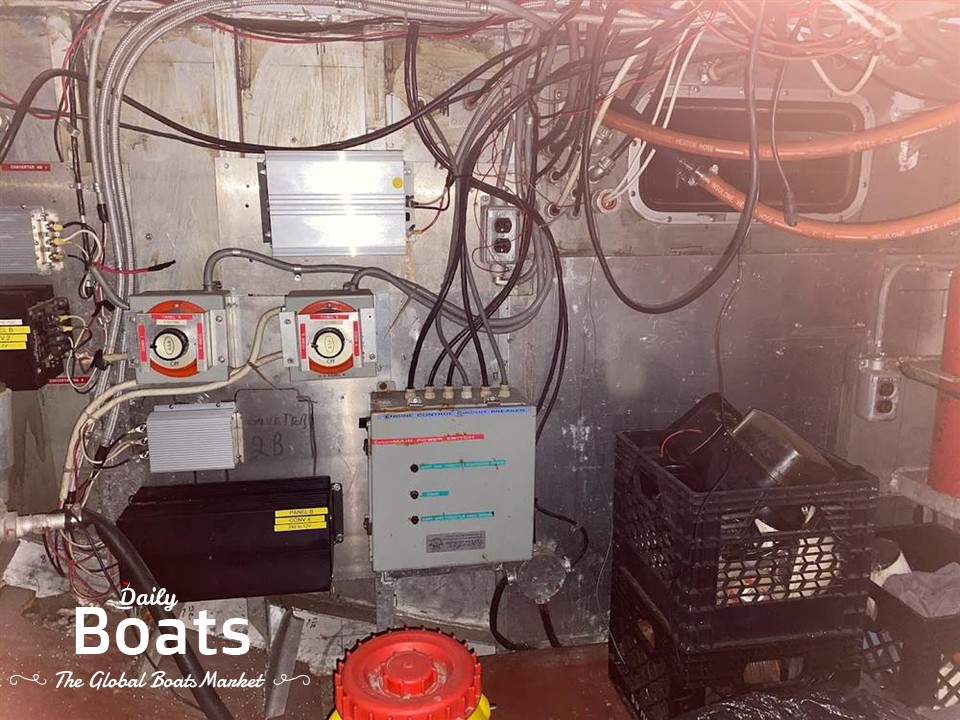 1982 Commercial Boats Twin Screw Aluminum Utb/Crew/Work for sale. View