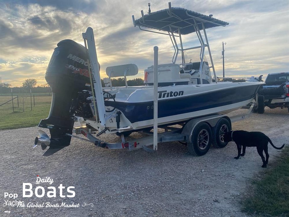 2013 Triton Boats 240 for sale. View price, photos and Buy 2013 Triton