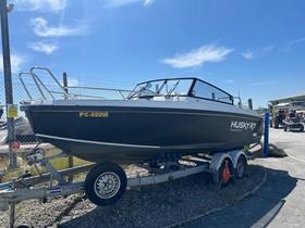 Osta 2017 Finnmaster Boats Husky R7