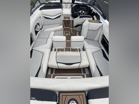 Koupit 2018 Centurion Boats Ri237