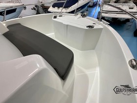 Купить 2018 Bénéteau Boats Barracuda 6