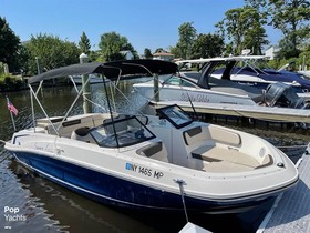 2018 Bayliner Boats Vr6
