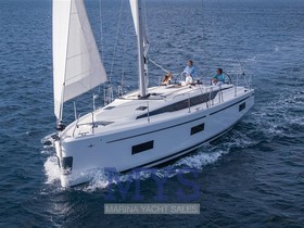 Купити 2023 Bavaria Yachts C42
