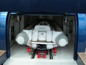 2011 Azimut Yachts Magellano 74