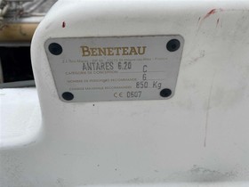 Koupit 2001 Bénéteau Boats Antares 620