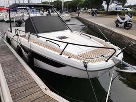 Koupit 2021 Bénéteau Boats Flyer 800 Sundeck