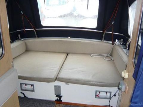1981 Cleopatra 875 for sale