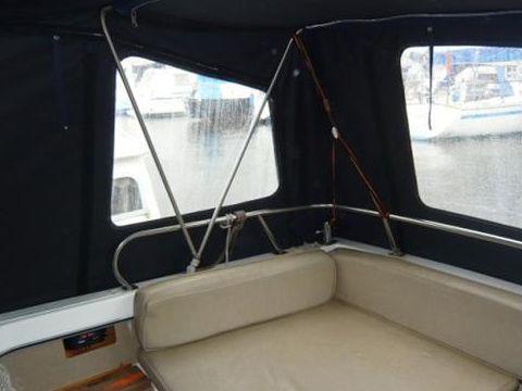 1981 Cleopatra 875