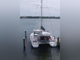 Купить 2019 Lagoon Catamarans 420