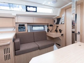 2022 Bavaria Yachts 38