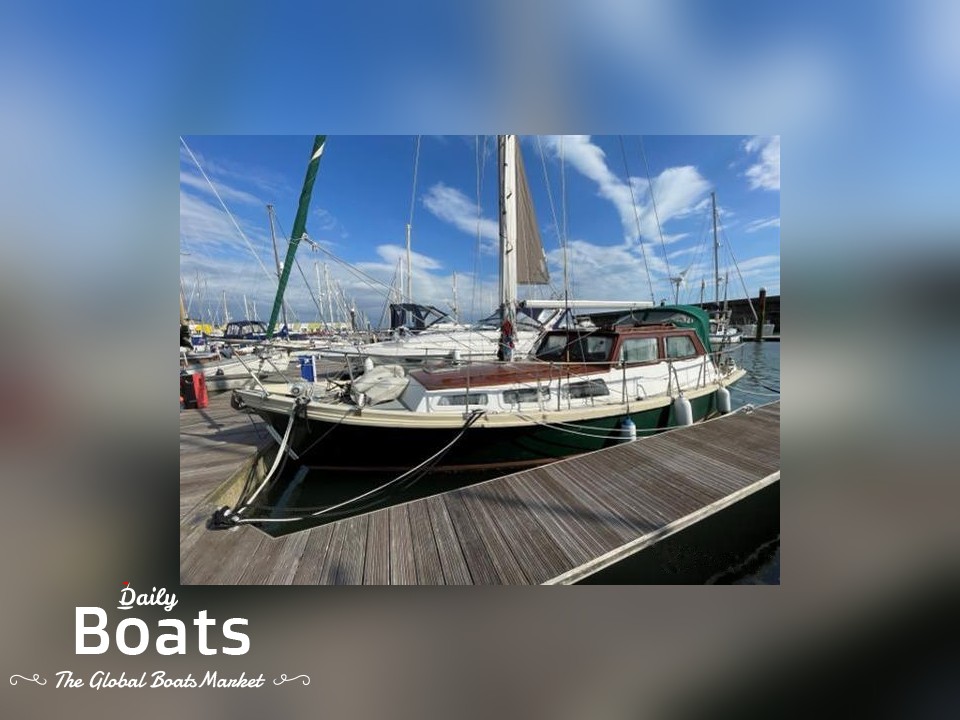 1980 Hartley Queenslander Ferrocement for sale. View price, photos and ...