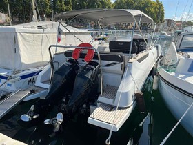 2017 Bénéteau Boats Flyer 880 Sundeck za prodaju