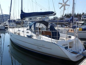 Купить 2004 Beneteau Boats Oceanis 323