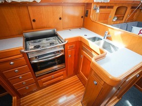 2009 Hallberg-Rassy Yachts 372