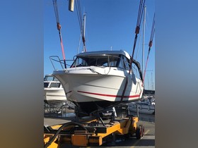 2016 Bénéteau Boats Antares 780 na prodej