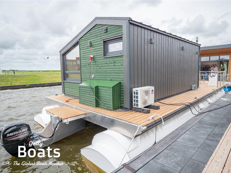 2023 Twin boats MCabin Houseboat for sale. View price, photos and Buy