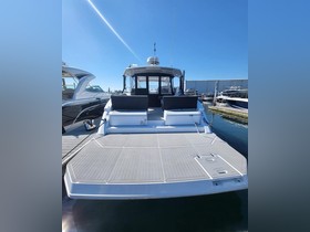 2022 Cruisers Yachts 39 in vendita