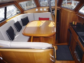 2007 Sirius Yachts 38 Deck Saloon
