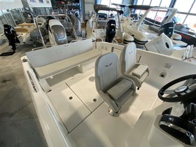 2023 Bénéteau Boats Flyer 800 Spacedeck for sale