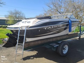 2006 Tahoe Boats 215 на продаж