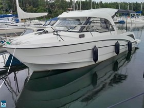 Bénéteau Boats Antares 800