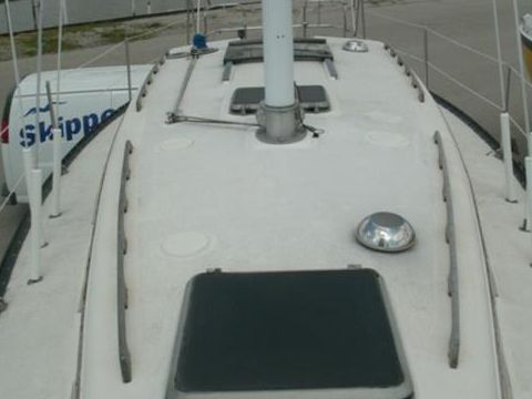 Koupit 1981 Hunter 33