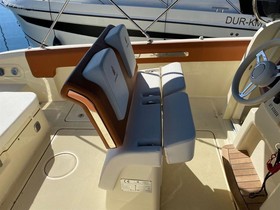 Kupiti 2021 Invictus Yachts 270Fx