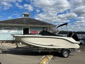2023 Quicksilver Boats 525 Axess на продаж