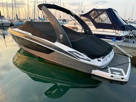 Купити 2018 Regal Boats 2300 Bowrider