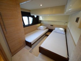 Buy 2010 Azimut Yachts 47