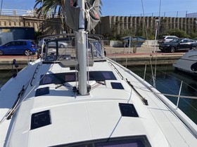 Osta 2021 Dufour Yachts 530