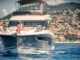 2018 Prestige Yachts 520 на продажу