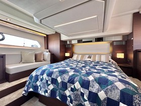Купить 2017 Prestige Yachts 460