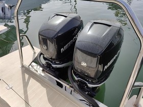 2017 Axopar Boats 37 Xc Cross Cabin