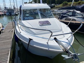 Beneteau Boats Antares 700