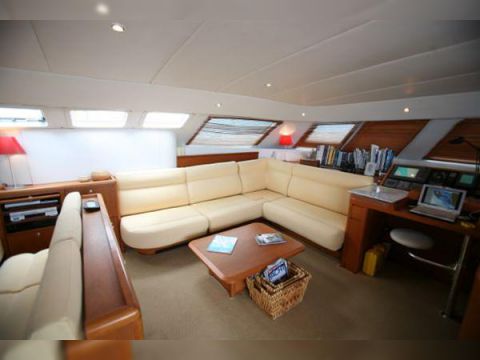 2001 Lagoon 67