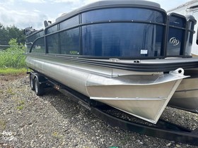 2022 Manitou Pontoon Boats 23 Aurora Rv Vp for sale
